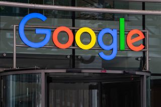 Η Κομισιόν θα βοηθήσει την Google να συμμορφωθεί με την ευρωπαϊκή νομοθεσία